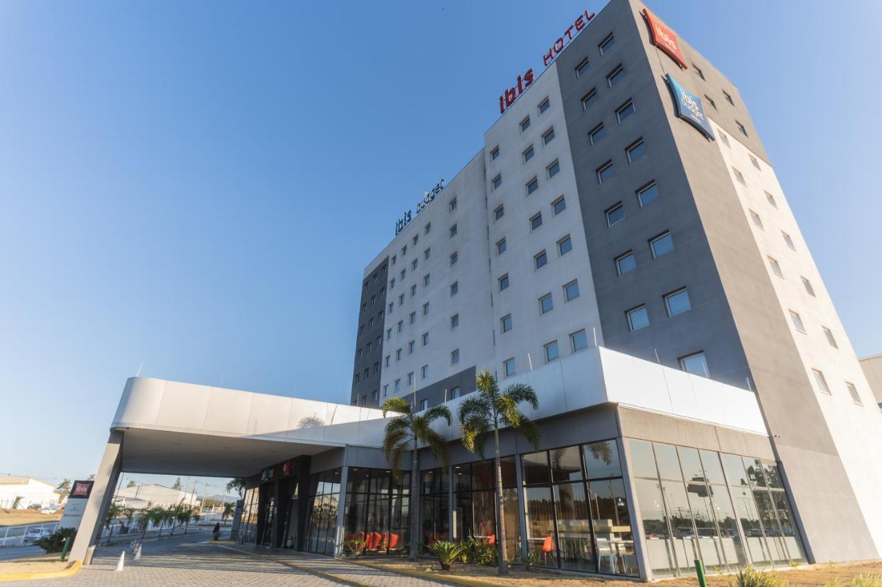 Ibis Lorena - Circuito da Fé Exterior foto